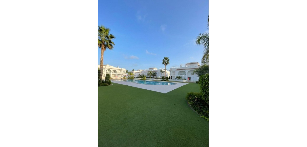 Herverkoop - Bungalow -
Ciudad quesada - Costa blanca sur