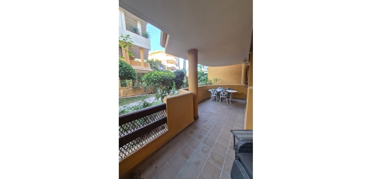 Herverkoop - Appartement / flat -
Torrevieja - Punta prima
