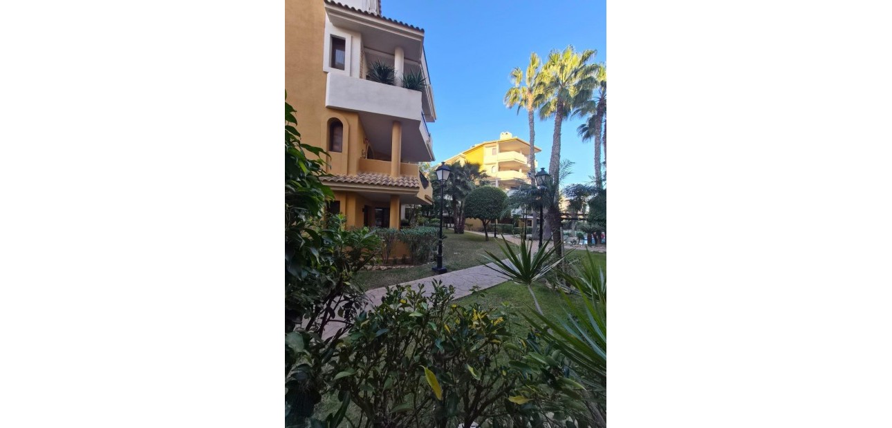 Herverkoop - Appartement / flat -
Torrevieja - Punta prima