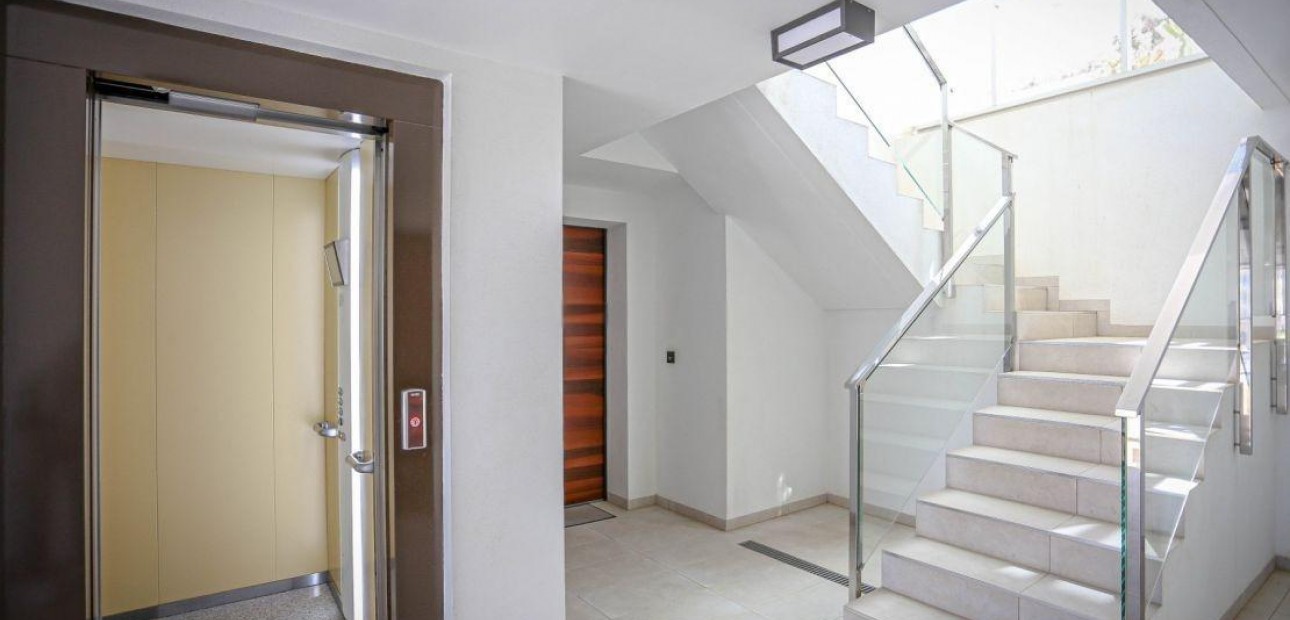 Venta - Apartamento / piso -
Orihuela Costa - Lomas de Cabo Roig