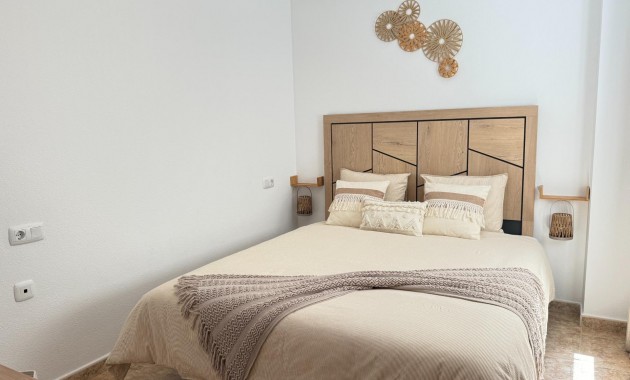 Venta - Apartamento / piso -
Torrevieja - Los Europeos