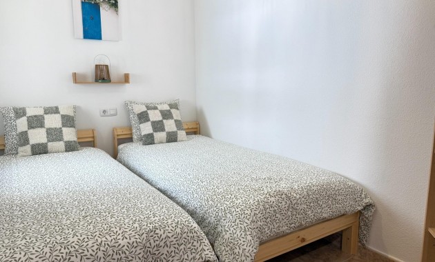 Venta - Apartamento / piso -
Torrevieja - Los Europeos