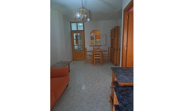 Venta - Apartamento / piso -
Torrevieja - Centro