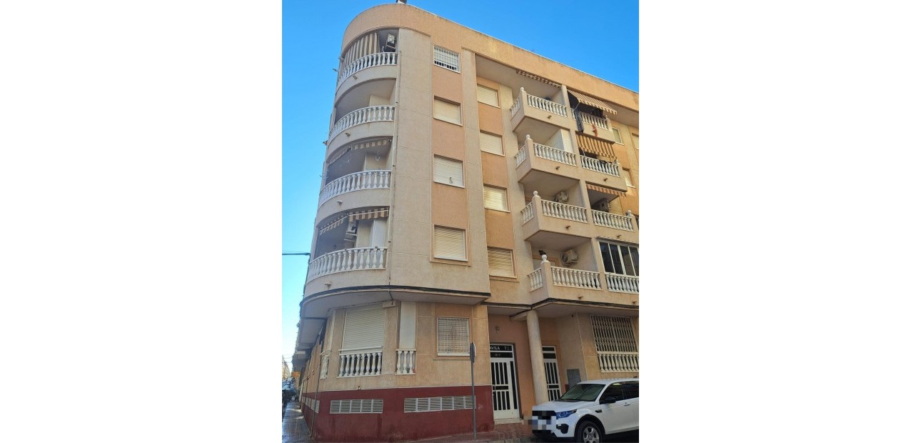 Venta - Apartamento / piso -
Torrevieja - Centro