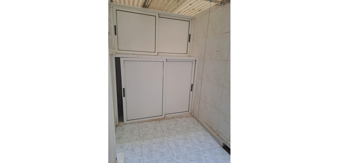 Venta - Apartamento / piso -
Torrevieja - Centro