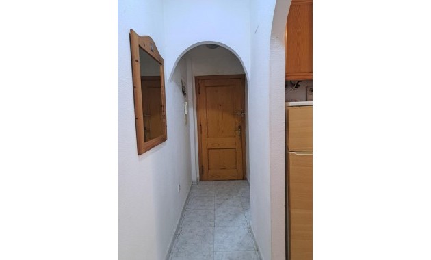 Venta - Apartamento / piso -
Torrevieja - Centro