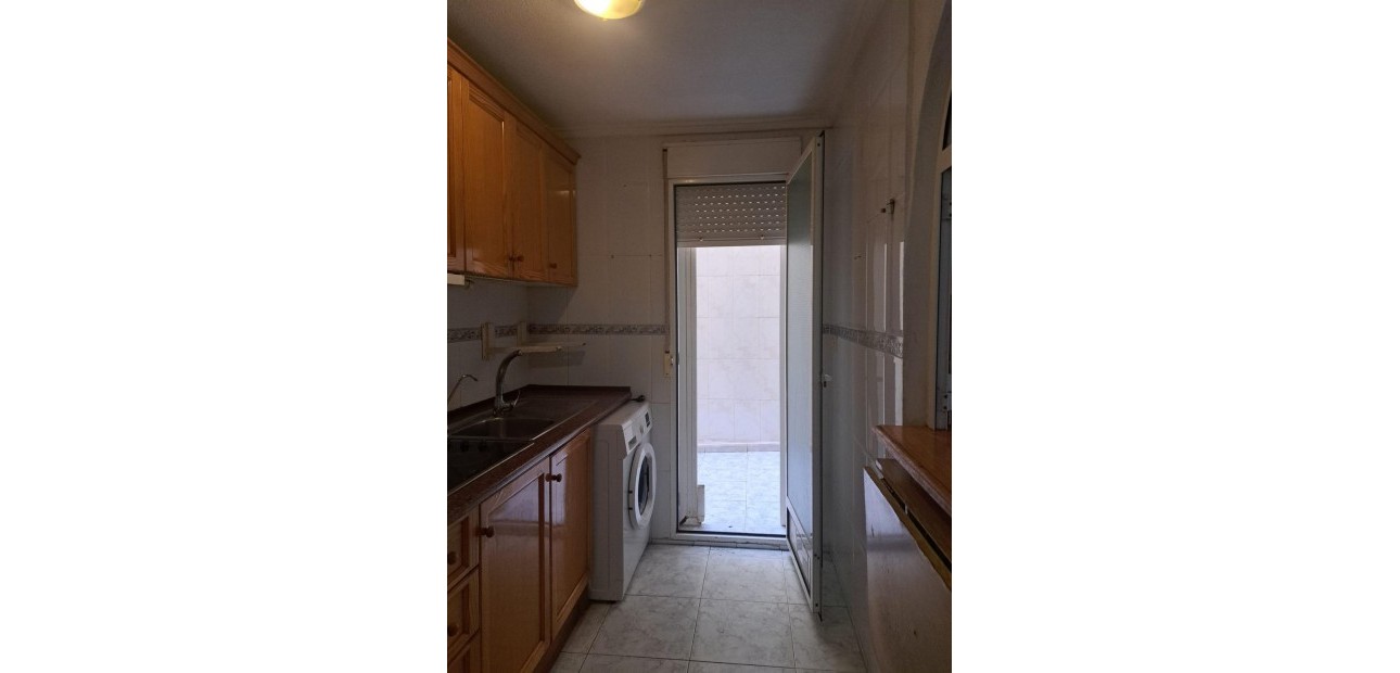 Venta - Apartamento / piso -
Torrevieja - Centro