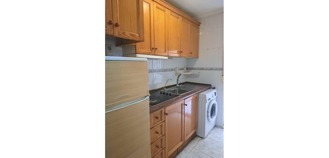 Venta - Apartamento / piso -
Torrevieja - Centro