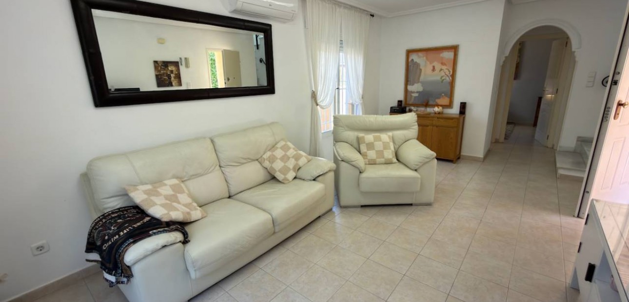 Sale - Villa -
Ciudad Quesada - Ciudad Quesada - Doña Pepa