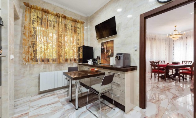 Venta - Villa -
Orihuela Costa - Campoamor