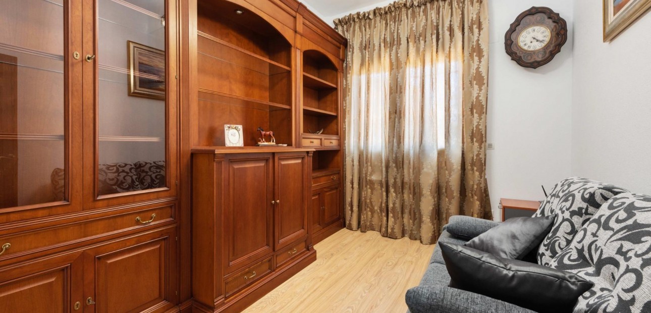 Venta - Villa -
Orihuela Costa - Campoamor