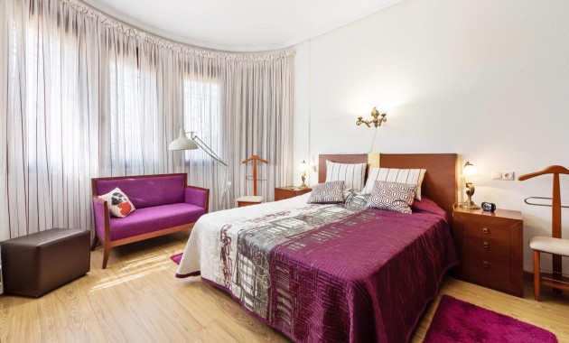 Venta - Villa -
Orihuela Costa - Campoamor