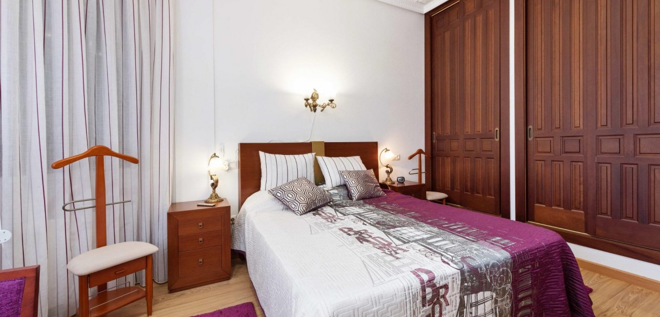Venta - Villa -
Orihuela Costa - Campoamor