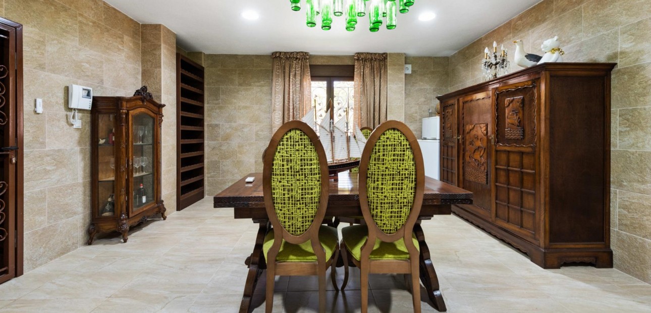 Venta - Villa -
Orihuela Costa - Campoamor