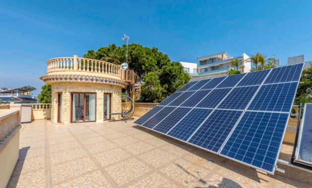 Venta - Villa -
Orihuela Costa - Campoamor