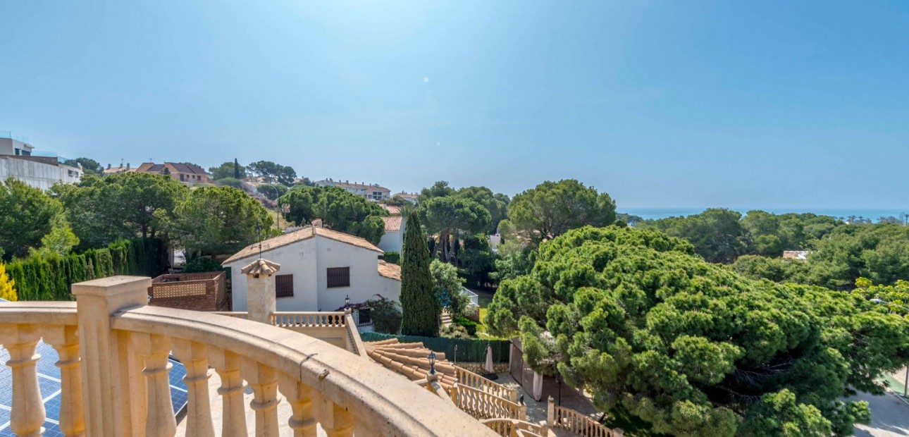 Venta - Villa -
Orihuela Costa - Campoamor