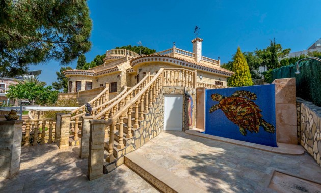 Venta - Villa -
Orihuela Costa - Campoamor