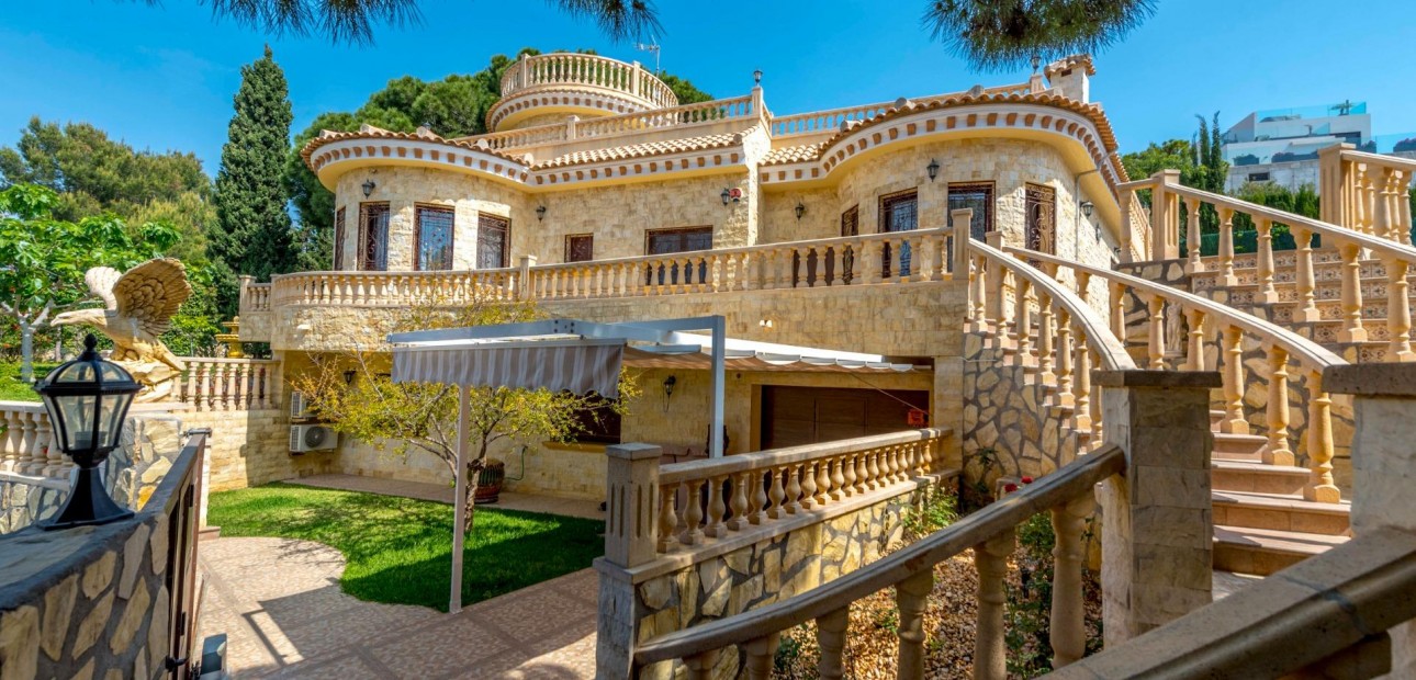 Venta - Villa -
Orihuela Costa - Campoamor