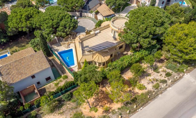 Venta - Villa -
Orihuela Costa - Campoamor