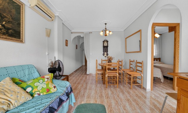 Venta - Apartamento / piso -
Torrevieja - Playa Los Locos