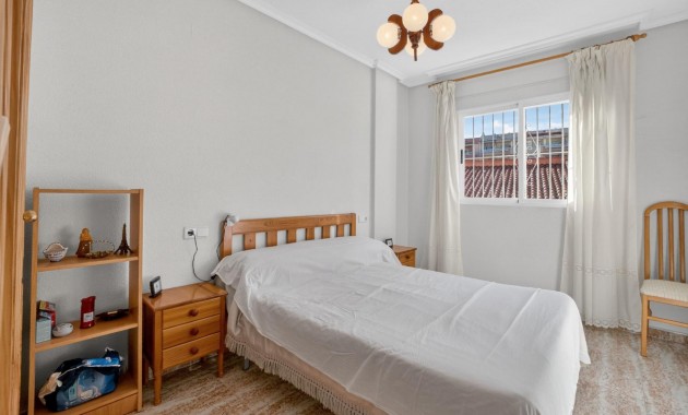 Venta - Apartamento / piso -
Torrevieja - Playa Los Locos