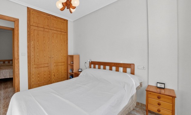 Venta - Apartamento / piso -
Torrevieja - Playa Los Locos