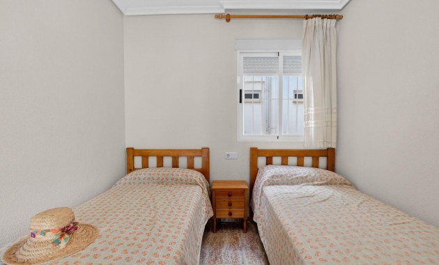 Venta - Apartamento / piso -
Torrevieja - Playa Los Locos