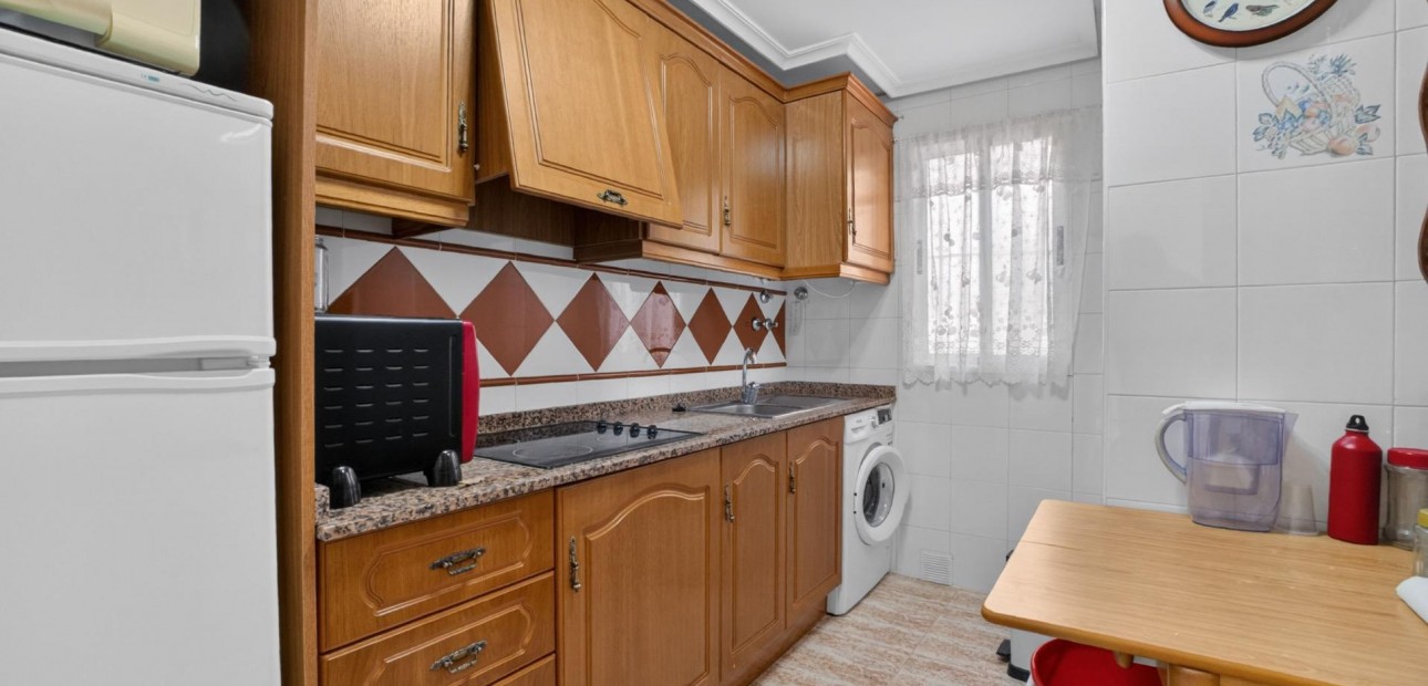 Venta - Apartamento / piso -
Torrevieja - Playa Los Locos