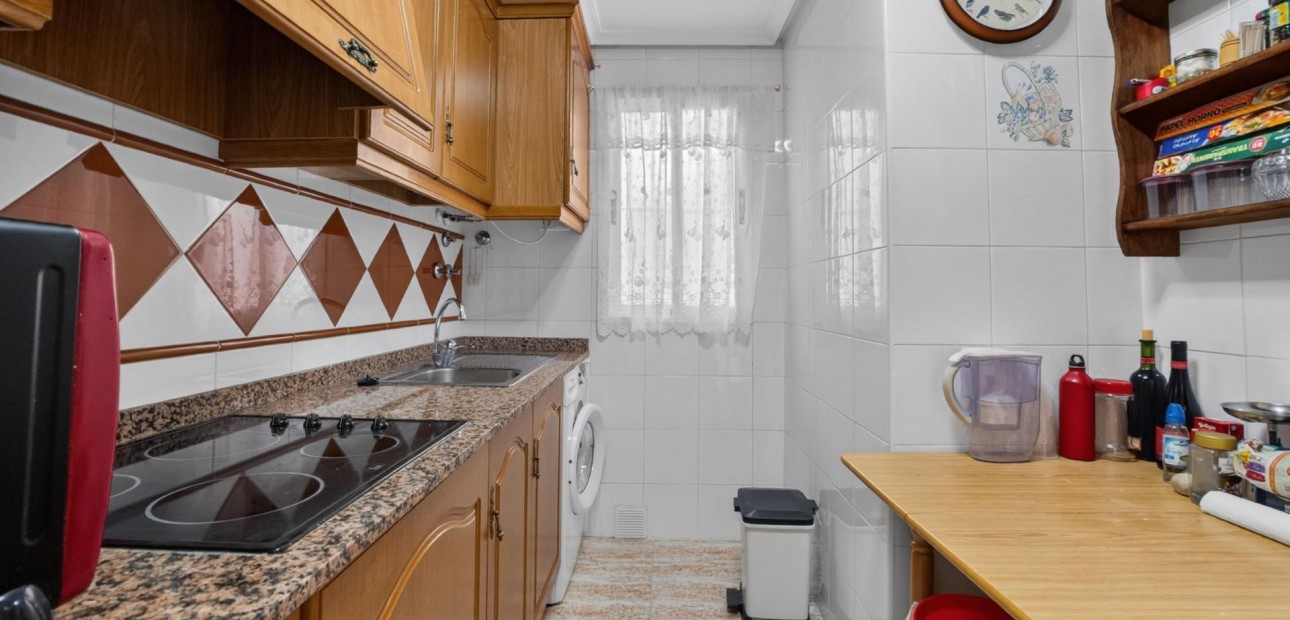 Venta - Apartamento / piso -
Torrevieja - Playa Los Locos