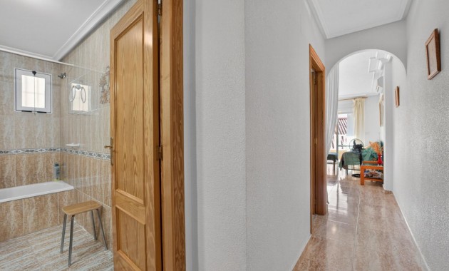 Venta - Apartamento / piso -
Torrevieja - Playa Los Locos
