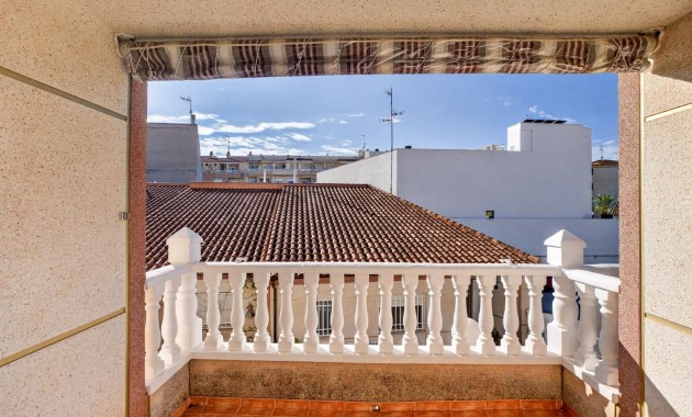 Venta - Apartamento / piso -
Torrevieja - Playa Los Locos