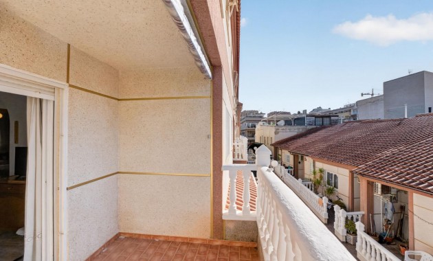 Venta - Apartamento / piso -
Torrevieja - Playa Los Locos