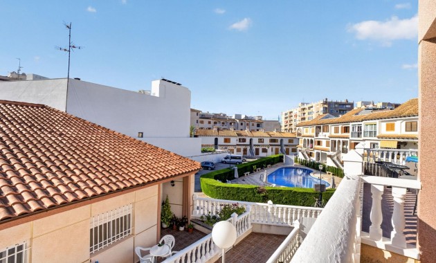 Venta - Apartamento / piso -
Torrevieja - Playa Los Locos