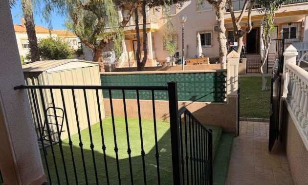 Sale - Bungalow -
Orihuela Costa - Las Filipinas