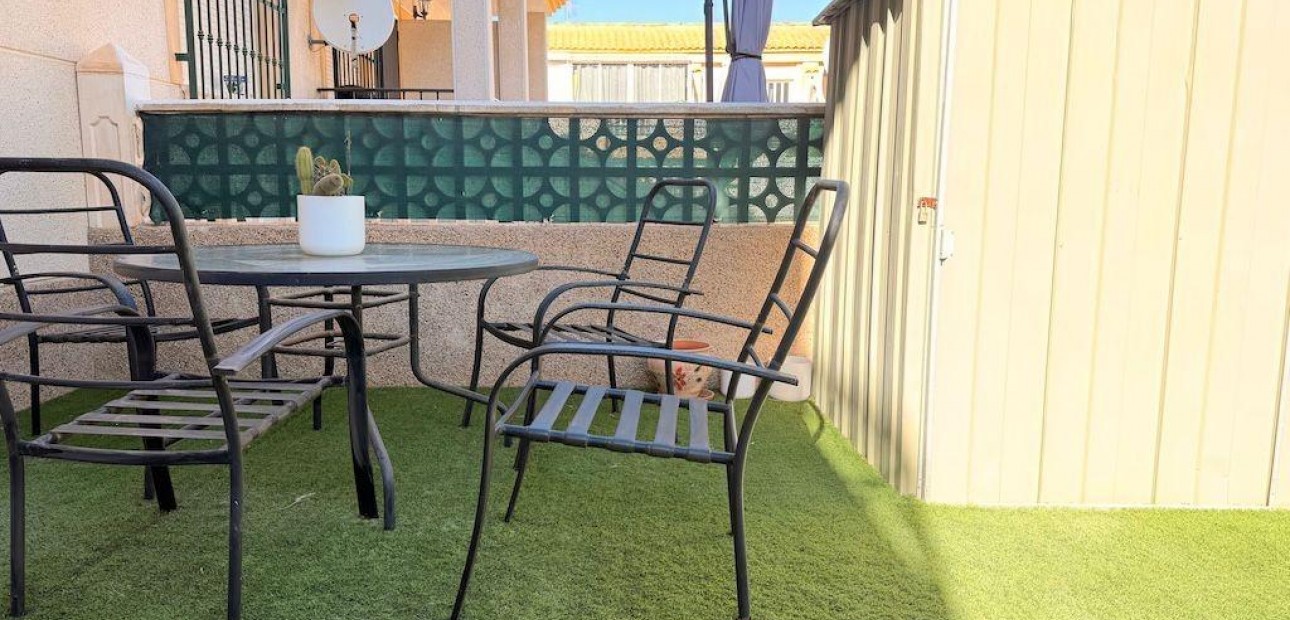 Sale - Bungalow -
Orihuela Costa - Las Filipinas