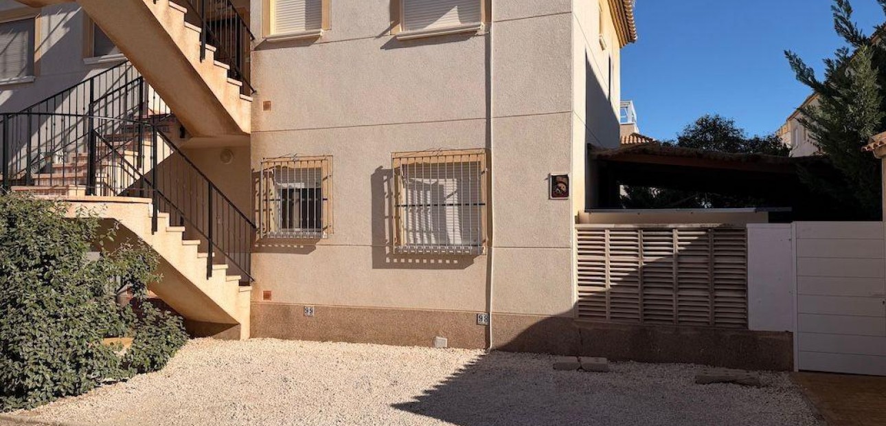 Sale - Bungalow -
Orihuela Costa - Las Filipinas