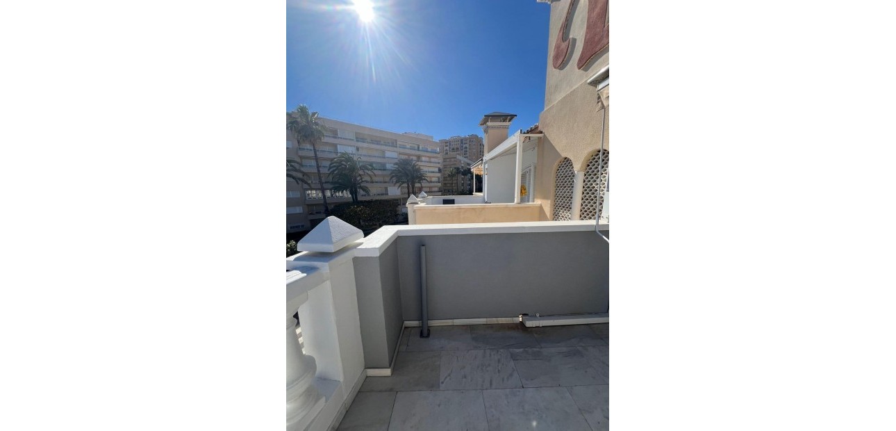 Venta - Ático -
Torrevieja - Los Frutales