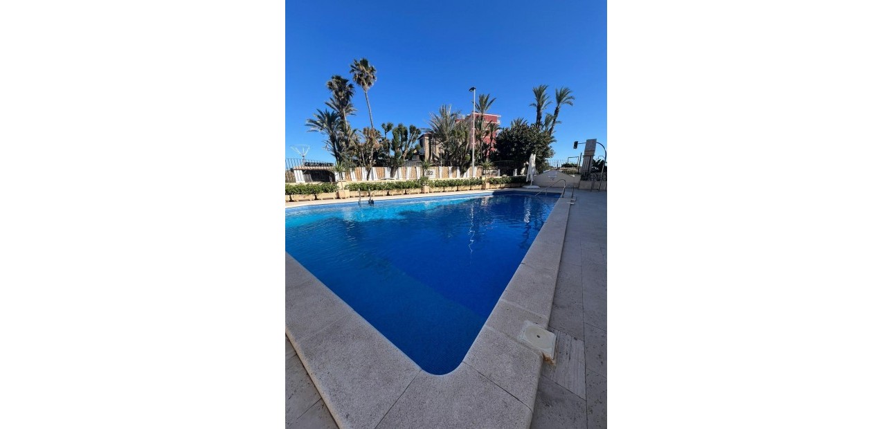 Venta - Ático -
Torrevieja - Los Frutales