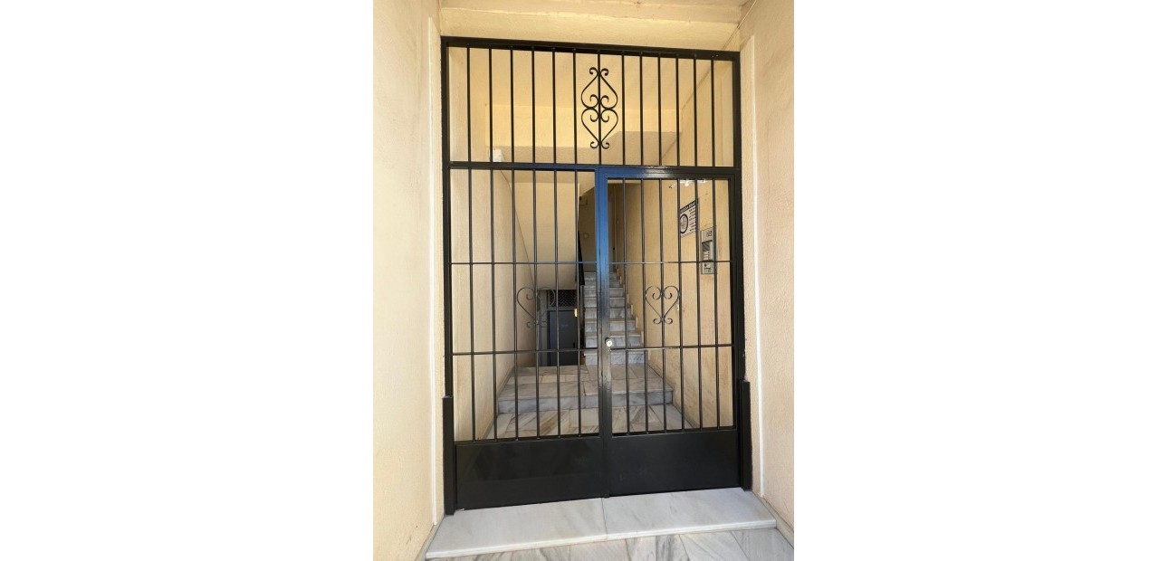Venta - Ático -
Torrevieja - Los Frutales
