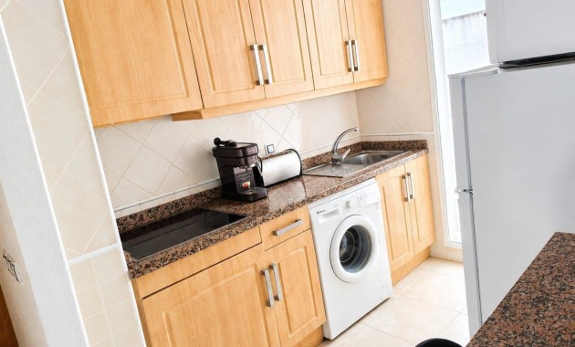 Venta - Apartamento / piso -
Torrevieja - Playa de los locos