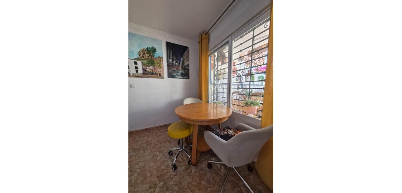 Venta - Terraced house -
Torrevieja - Los Frutales