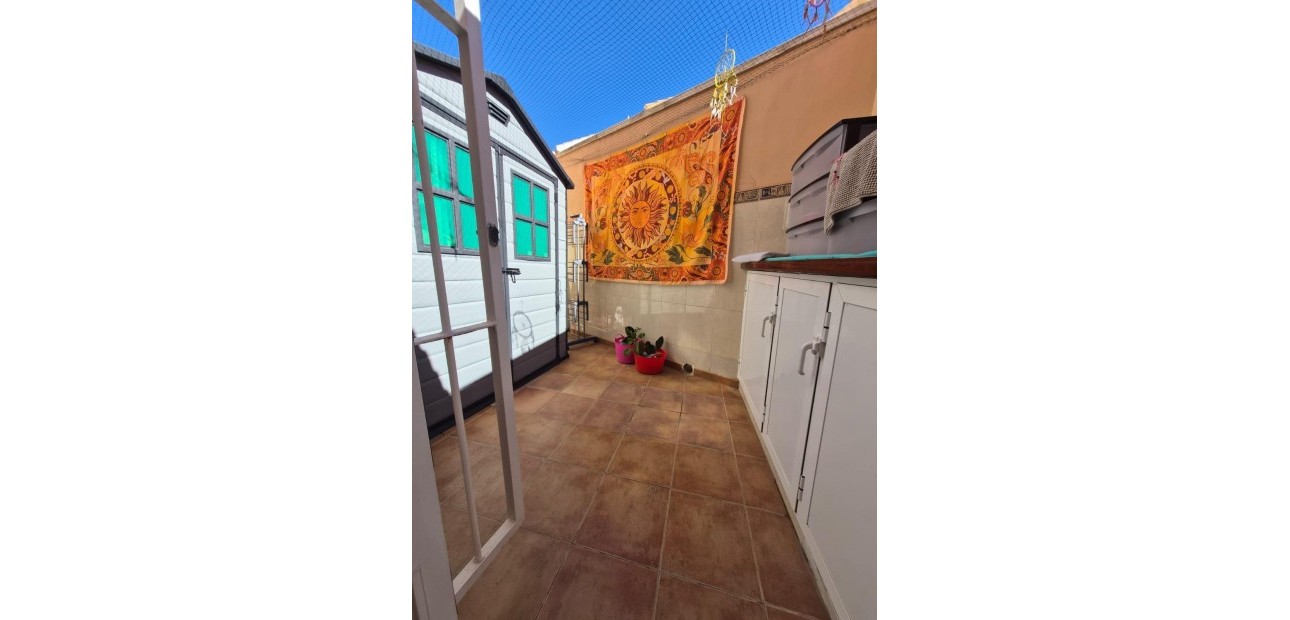 Venta - Terraced house -
Torrevieja - Los Frutales