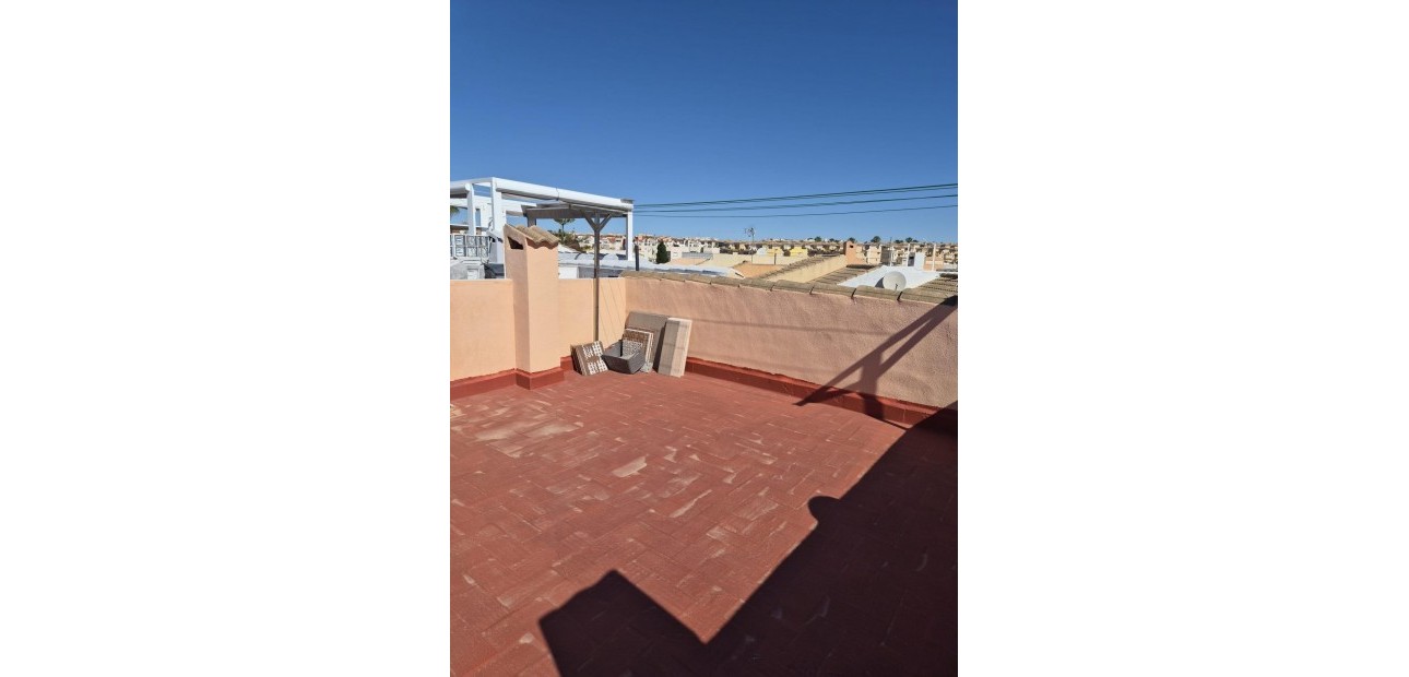 Venta - Terraced house -
Torrevieja - Los Frutales