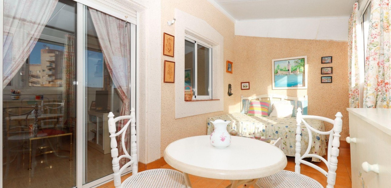 Herverkoop - Appartement / flat -
Torrevieja - torrevieja