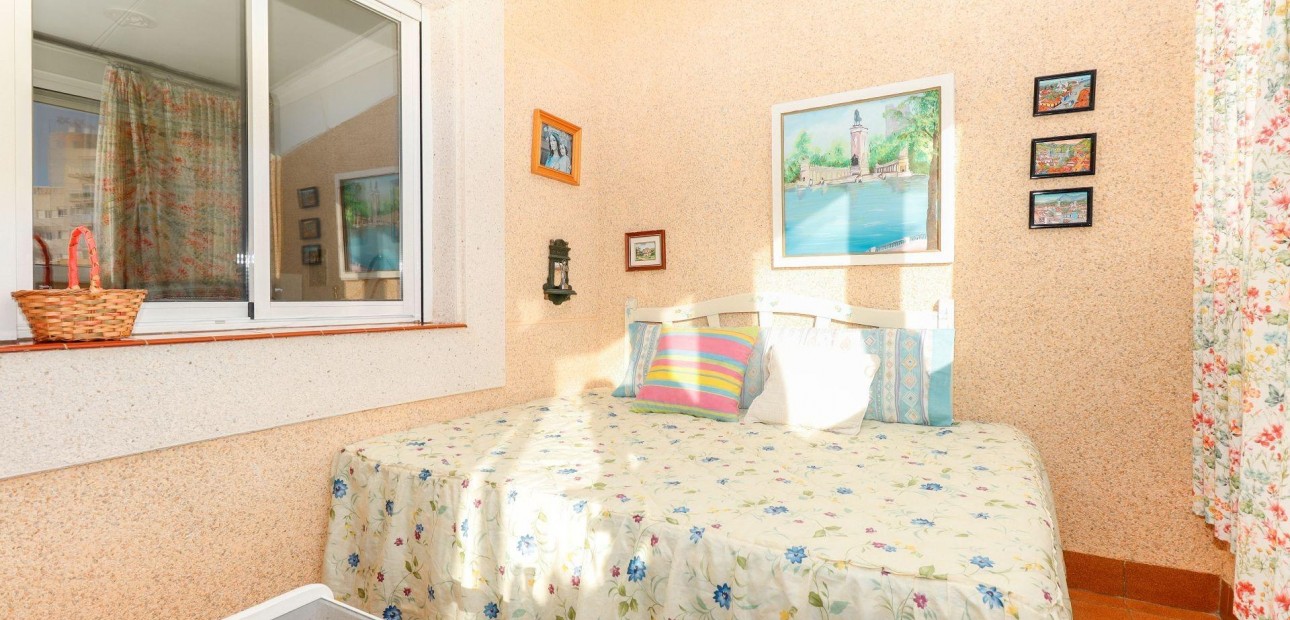 Herverkoop - Appartement / flat -
Torrevieja - torrevieja