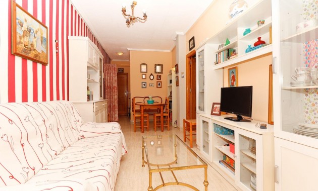 Herverkoop - Appartement / flat -
Torrevieja - torrevieja