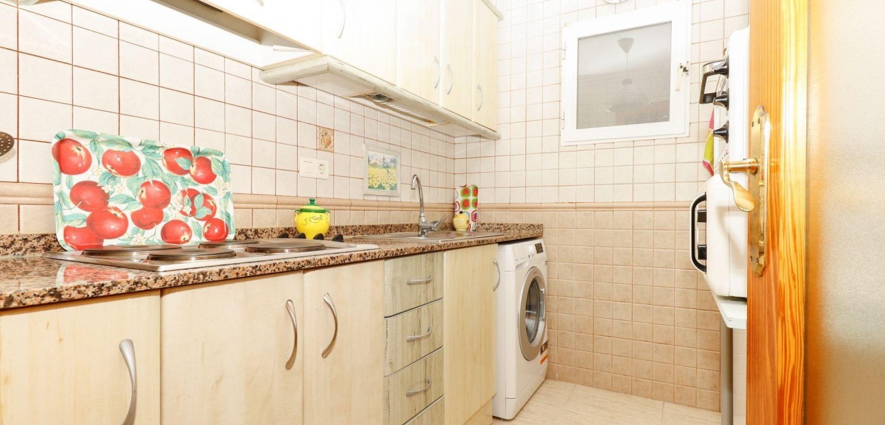 Herverkoop - Appartement / flat -
Torrevieja - torrevieja