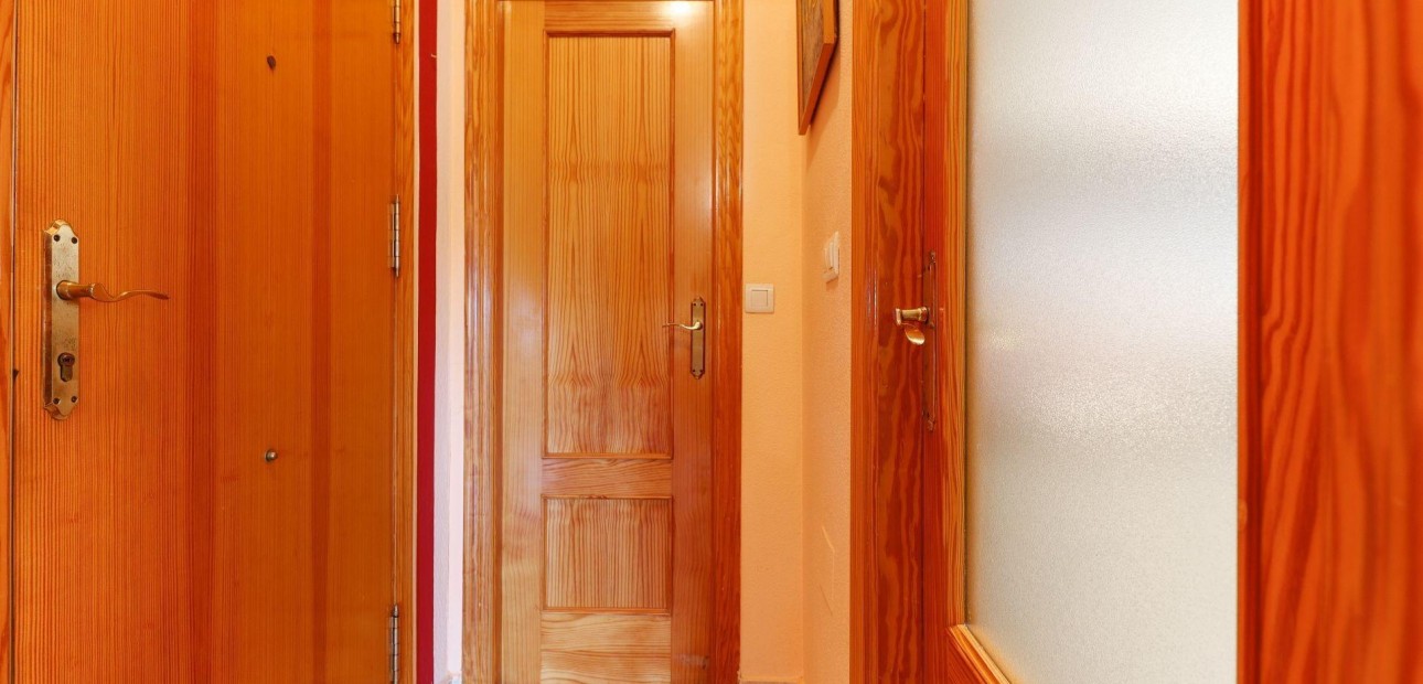 Herverkoop - Appartement / flat -
Torrevieja - torrevieja