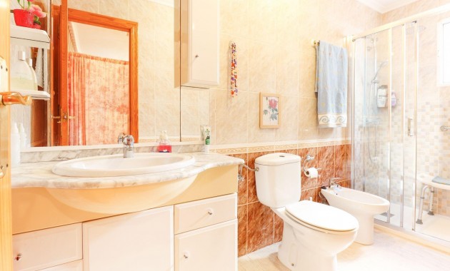 Herverkoop - Appartement / flat -
Torrevieja - torrevieja