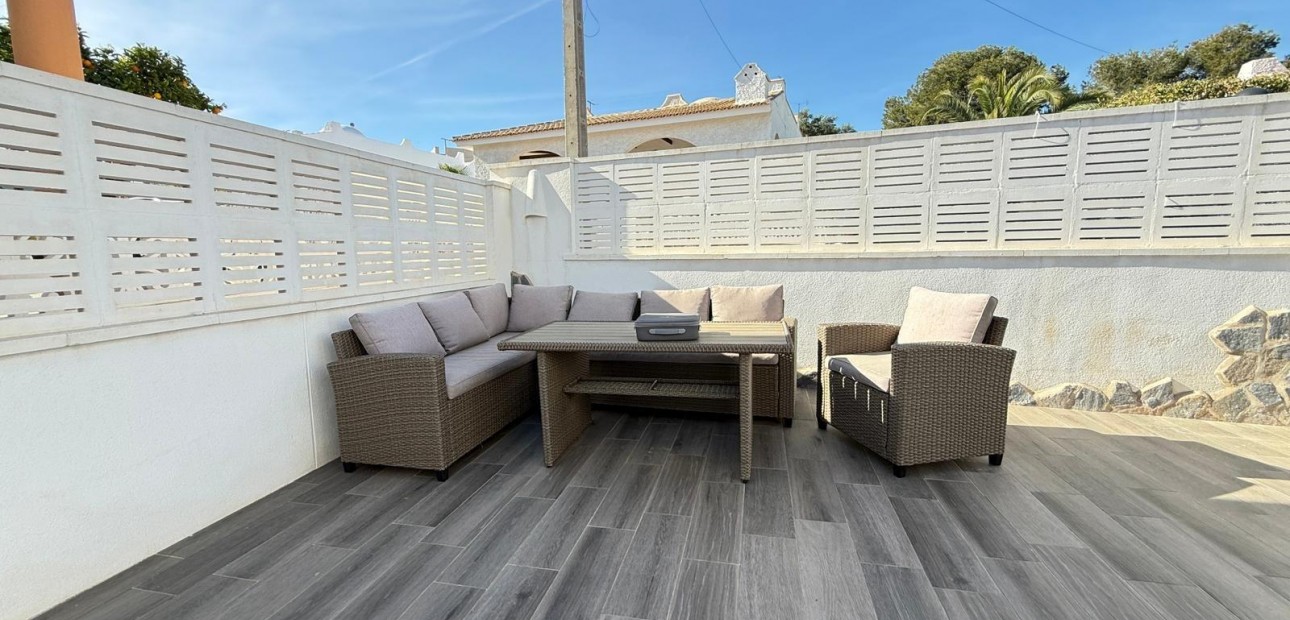 Venta - Villa -
Orihuela Costa - Las Filipinas